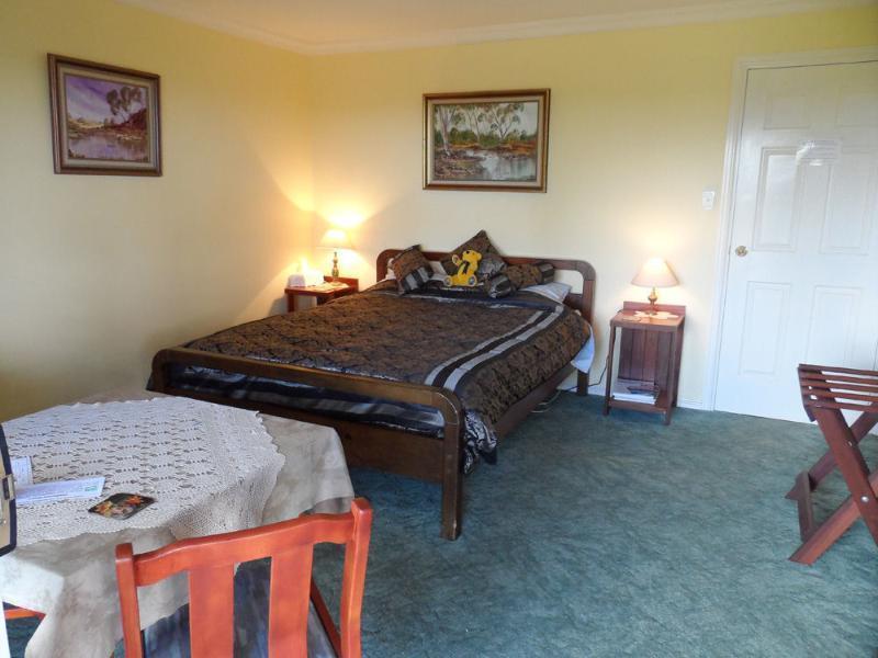 Shambhala Guesthouse Kangaroo Gully Экстерьер фото