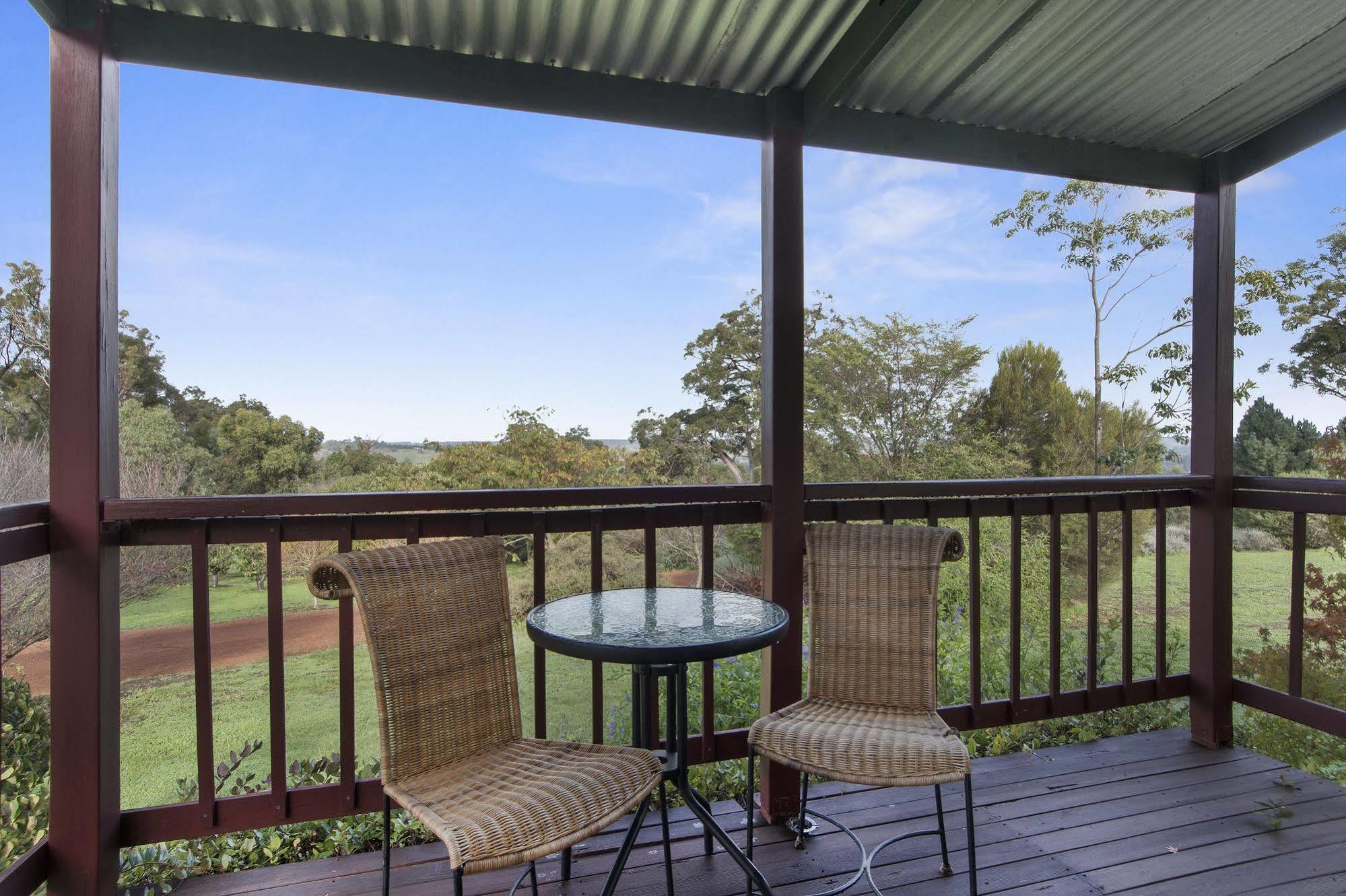 Shambhala Guesthouse Kangaroo Gully Экстерьер фото